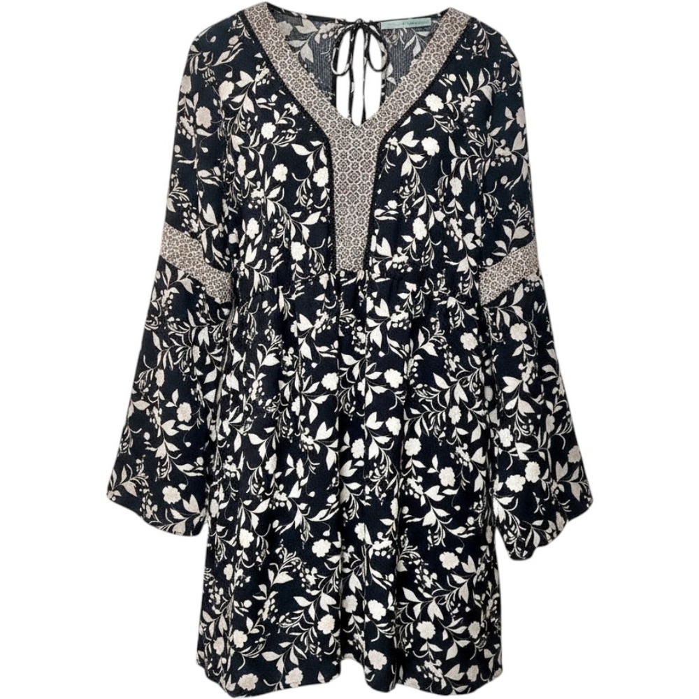 Maurices XL Black Floral Bell Sleeve Tiered‎ Bohemian Keyhole Dress Peasant Boho